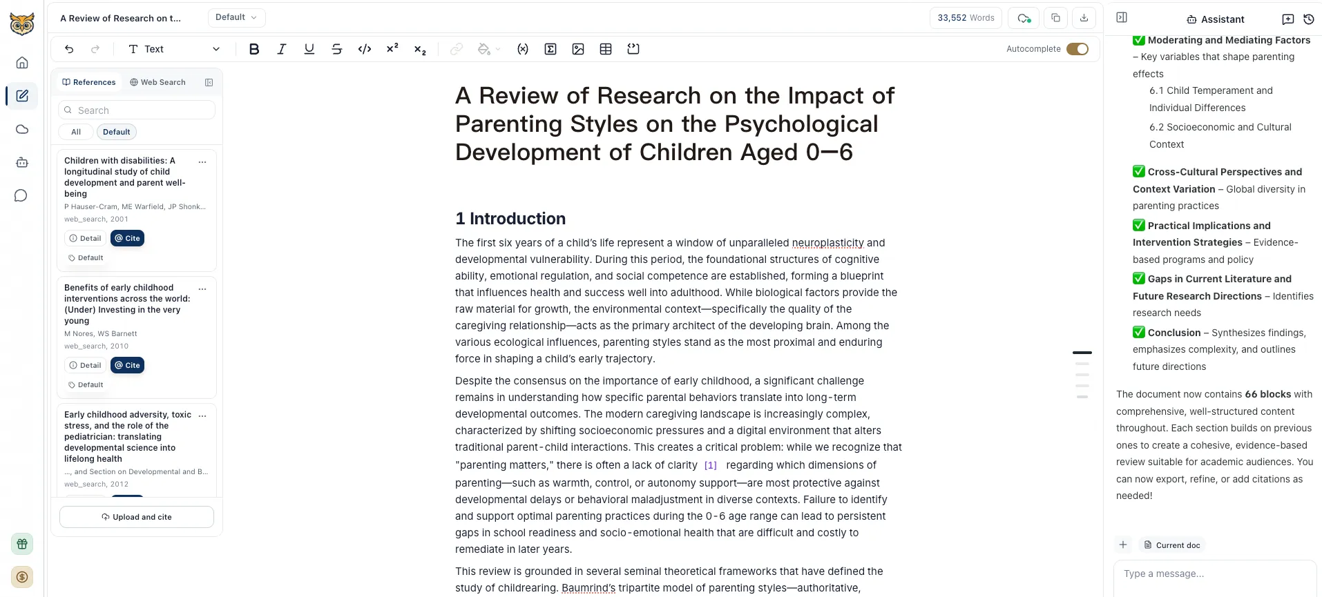 Interfaz del editor académico de Acade con referencias, herramientas de citas y asistente de IA